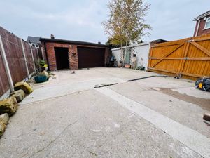 Photo 13- click for photo gallery